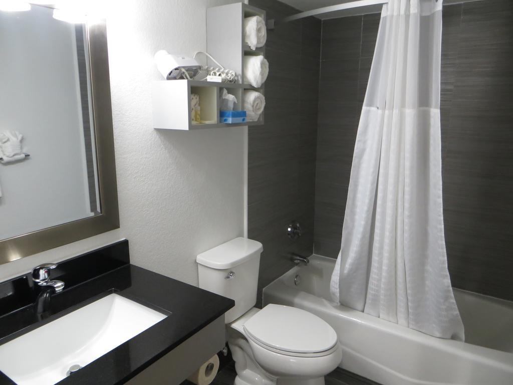 Arya Blu Inn&suites Hotel